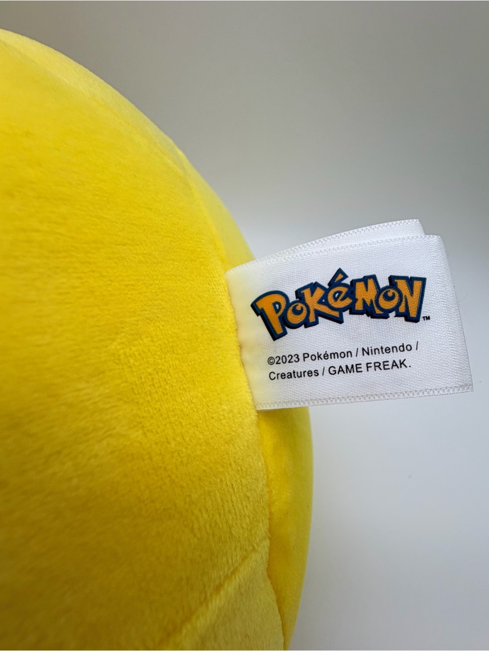 Pokemon Plush Ball - Bright Yellow - Picture 6 of 7